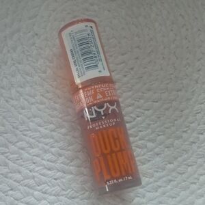NYX Lip Plumper - Apri-Caught - New